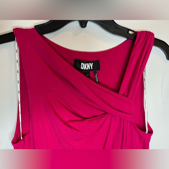 DKNY Asymmetric Tank Pullover Top NWT - Picture 2 of 4